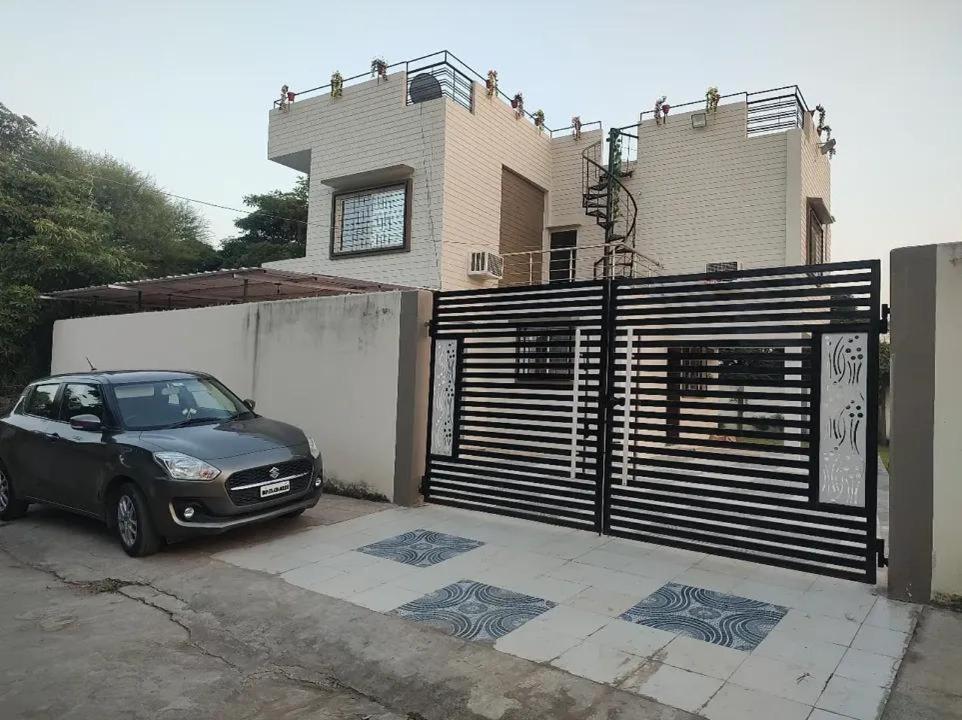 Siya Villa Ujjain Ngoại thất bức ảnh