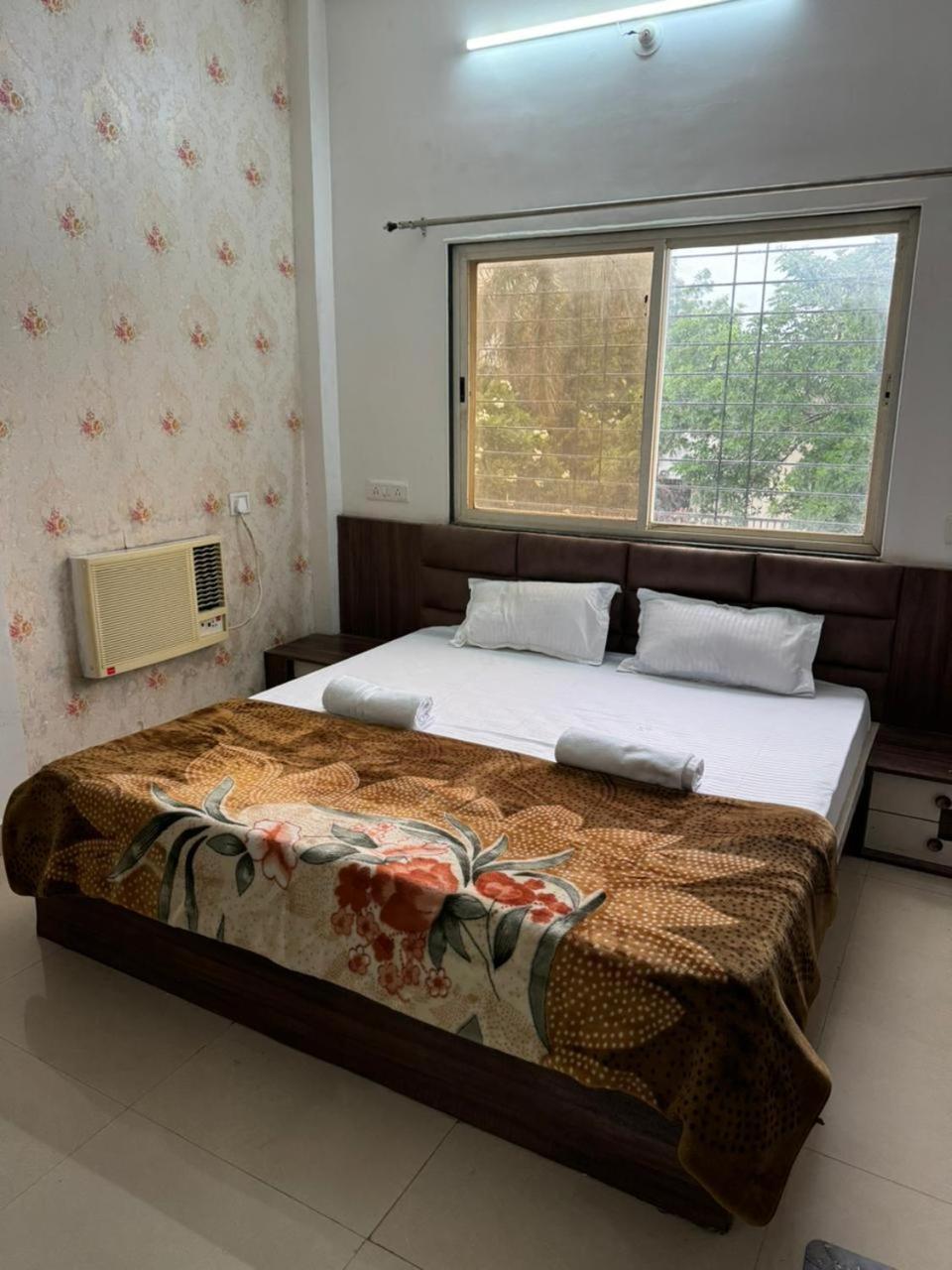 Siya Villa Ujjain Ngoại thất bức ảnh